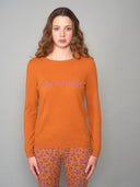 Cognacfarbener Kaschmir Pullover Happiness am Model