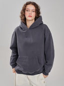 Hoodie Why so serious grauschwarz am Model