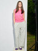 Lounge Leo Frottée Hose in weiss am Model