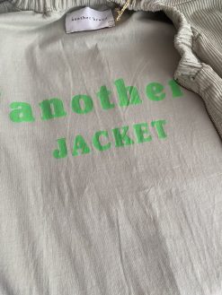 Cordjacke in Salbei Innenprint