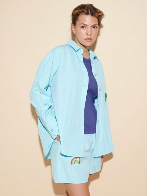 Popeline Shorts türkis am Model