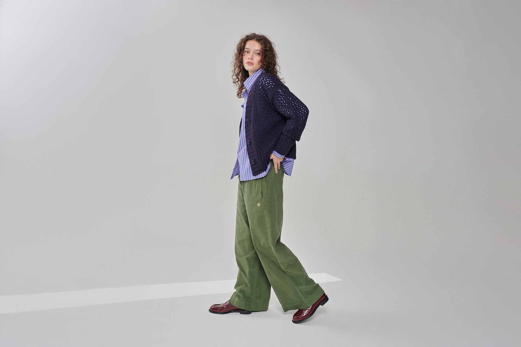 another brand outfit mit cordhose und bluse