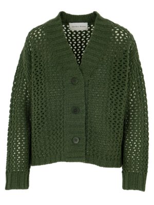 Lochstrickjacke in lodengrün Vorderansicht