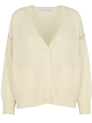 Cardigan in offwhite mit Kontrastnaht in pink Vorderansicht