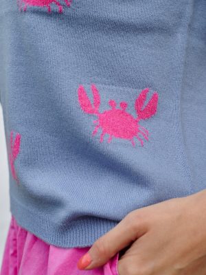 Pullover mit Krabben in blau Detailansicht
